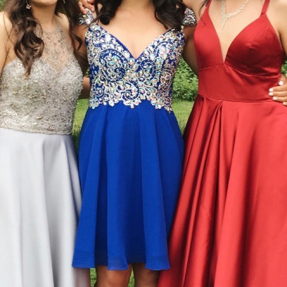 Shortsleeved Embellished Bodice Short Prom Dress - Picture 1 of 8